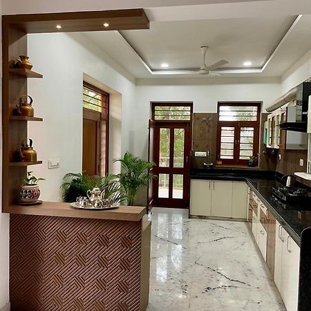Karni Nivvas - Luxury Redefined Villa Udaipur Luaran gambar