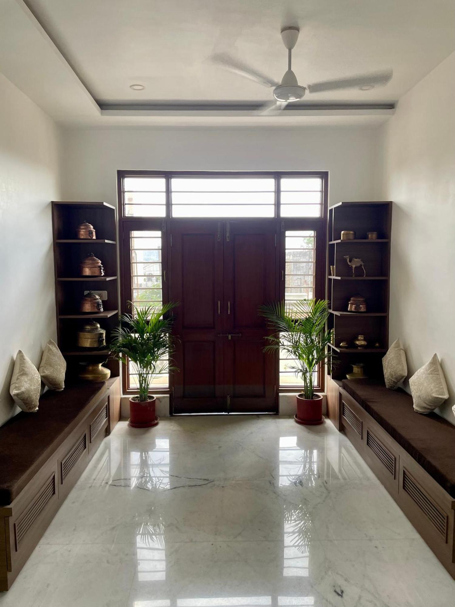 Karni Nivvas - Luxury Redefined Villa Udaipur Luaran gambar