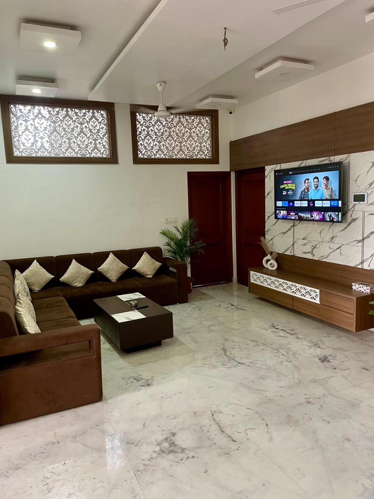 Karni Nivvas - Luxury Redefined Villa Udaipur Luaran gambar