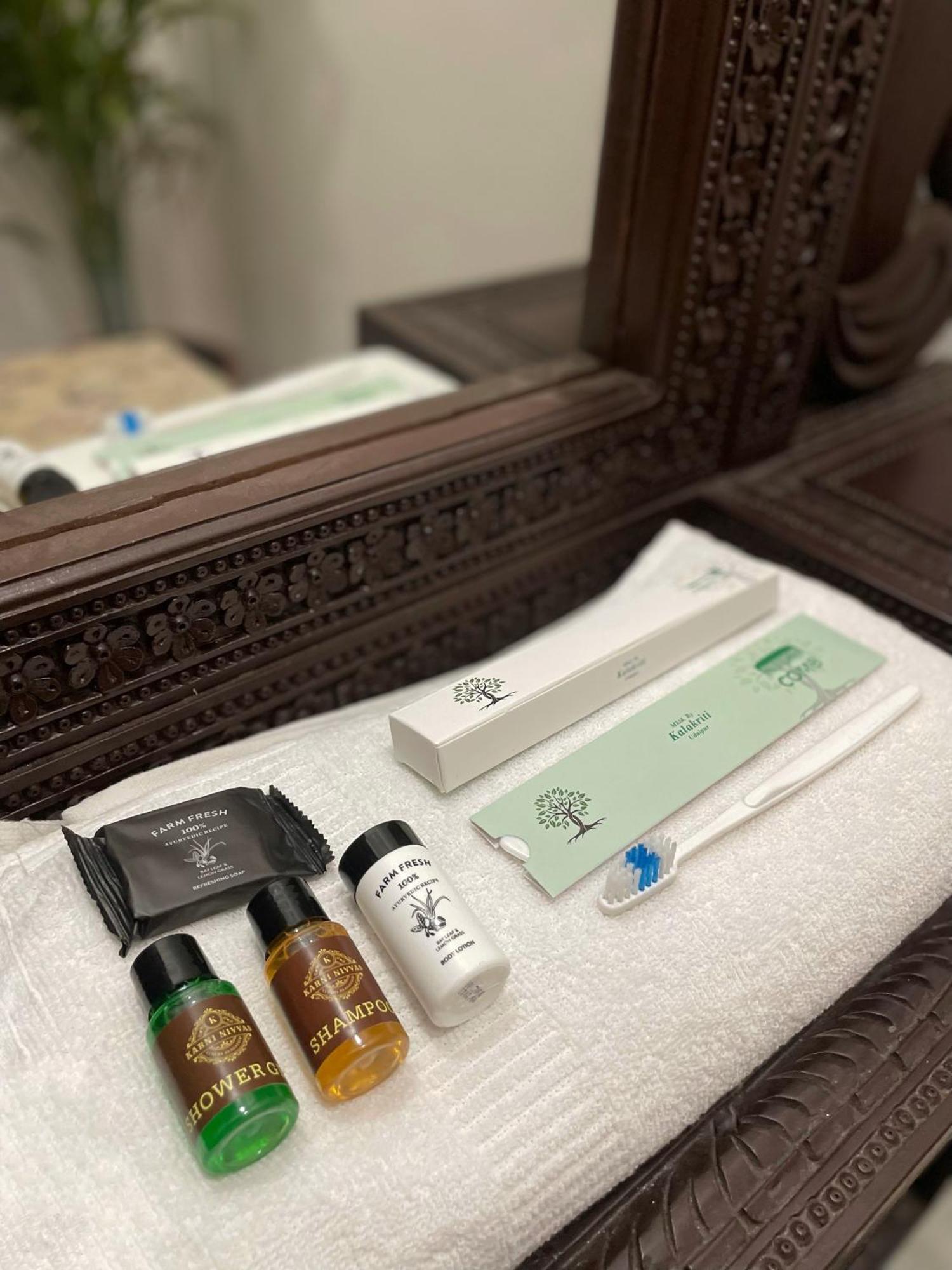 Karni Nivvas - Luxury Redefined Villa Udaipur Luaran gambar