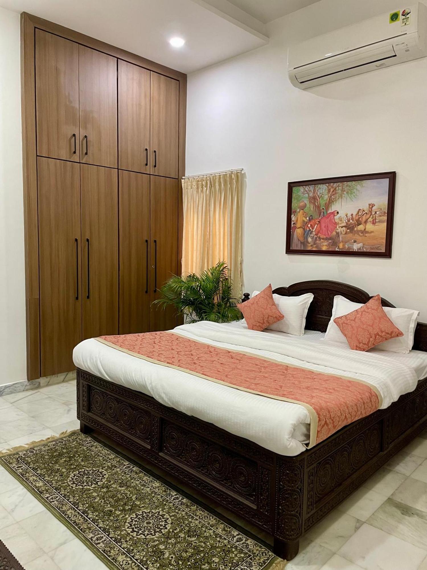 Karni Nivvas - Luxury Redefined Villa Udaipur Luaran gambar