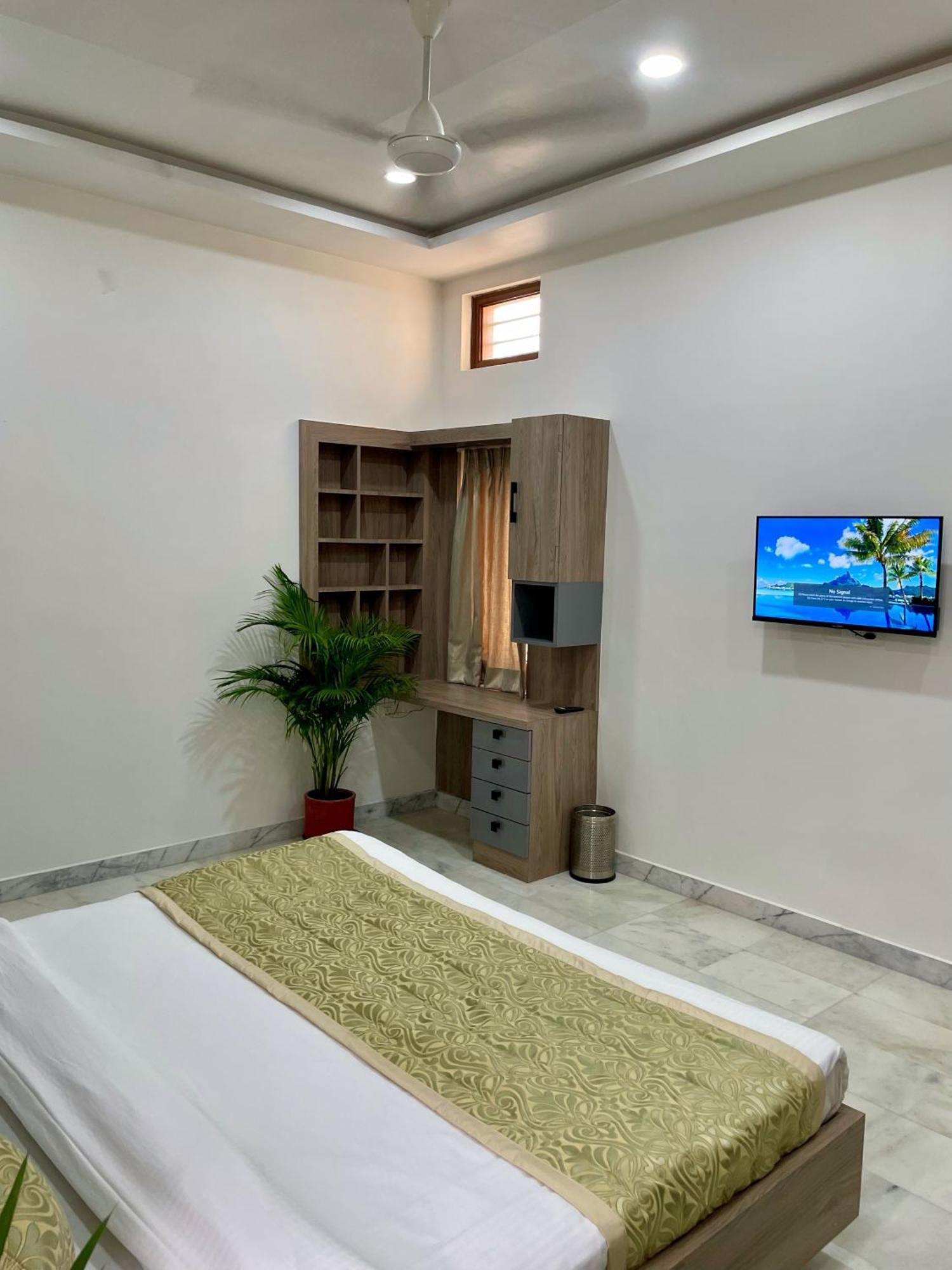 Karni Nivvas - Luxury Redefined Villa Udaipur Luaran gambar