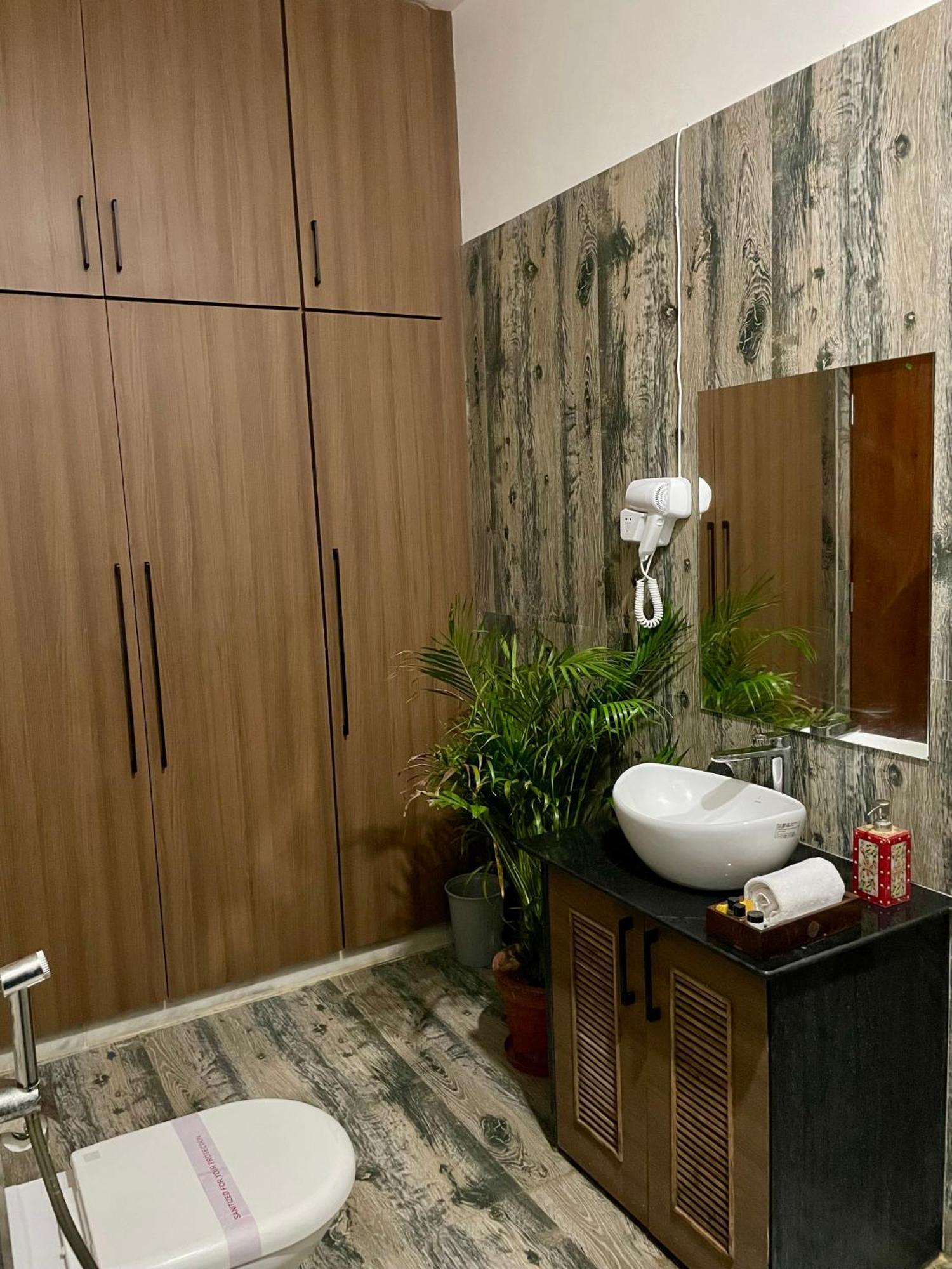 Karni Nivvas - Luxury Redefined Villa Udaipur Luaran gambar