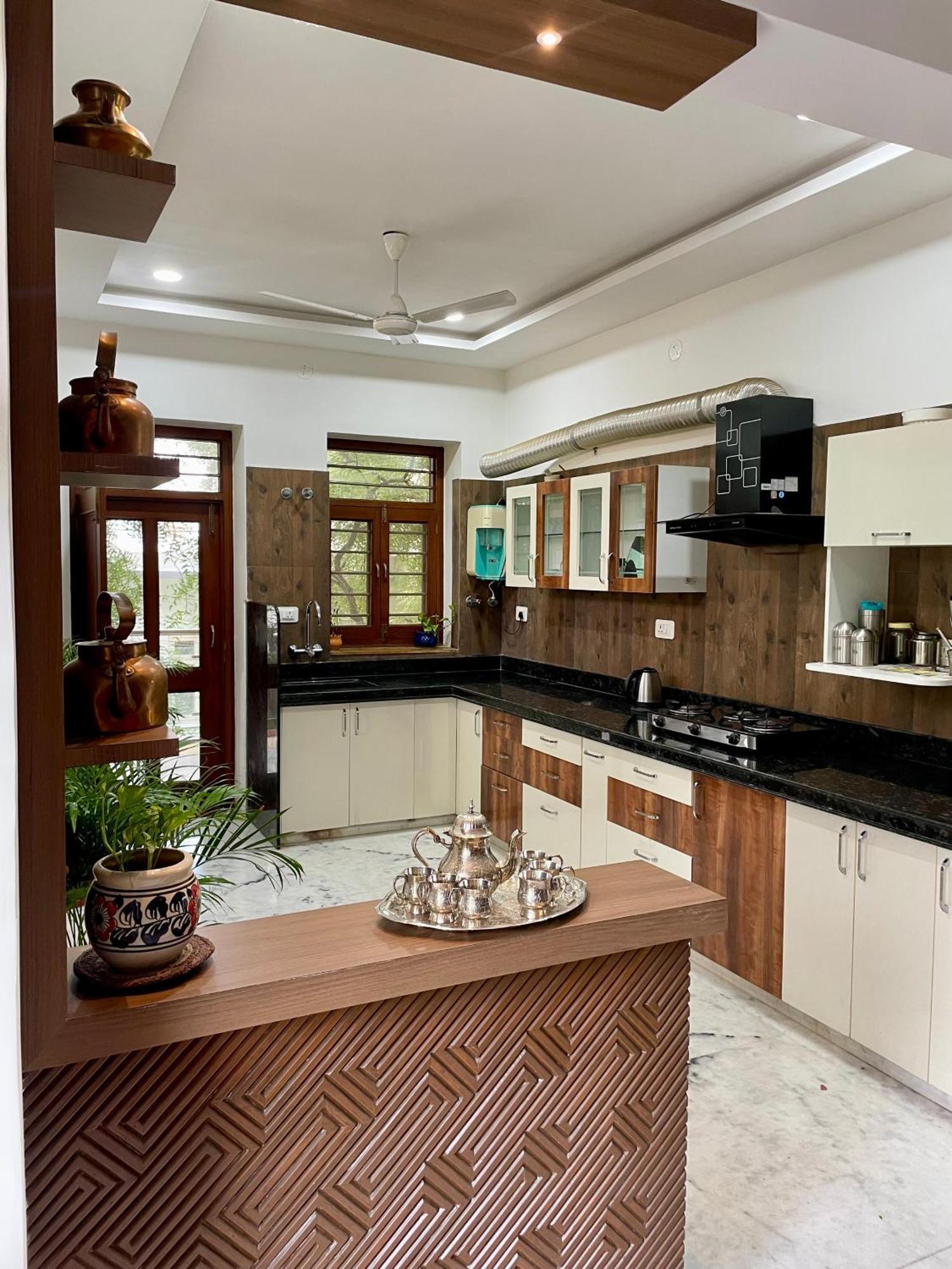 Karni Nivvas - Luxury Redefined Villa Udaipur Luaran gambar